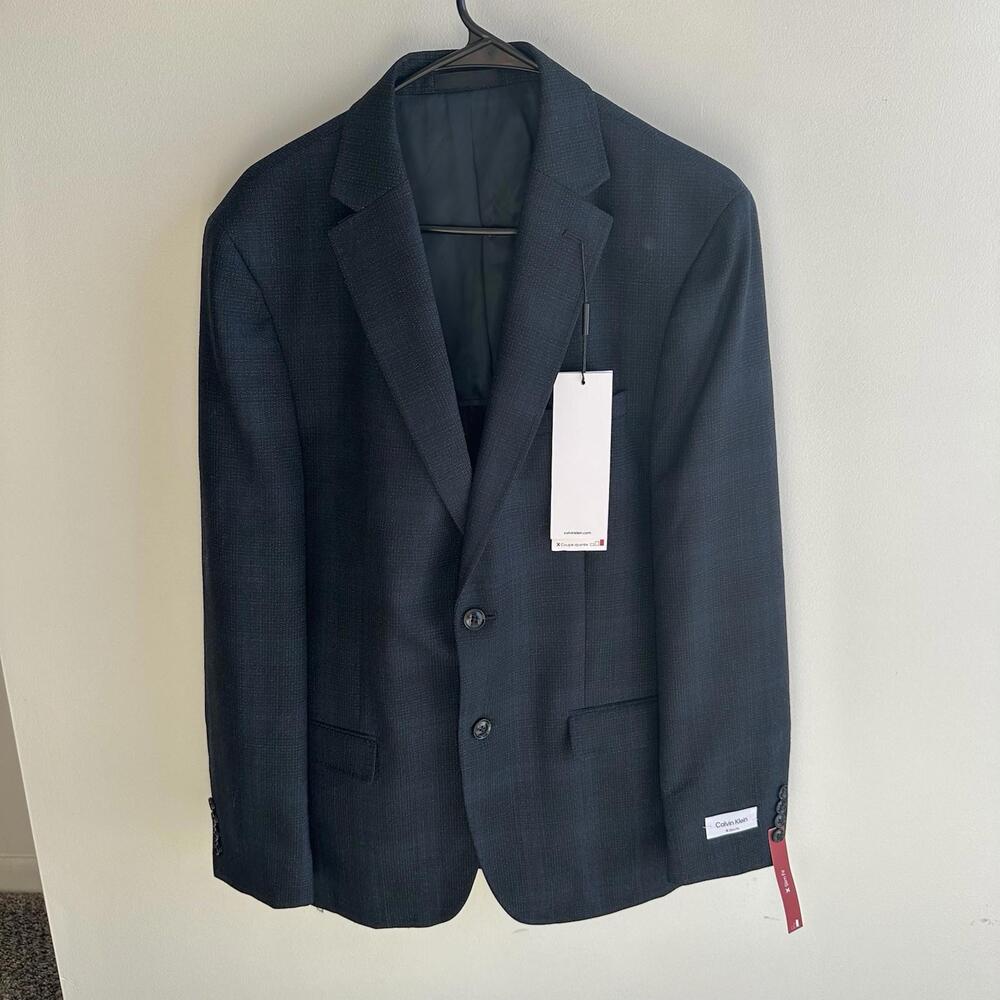 Calvin Klein Men's Navy Blue Slim-Fit Suit Jacket Size 42R NWT / $450